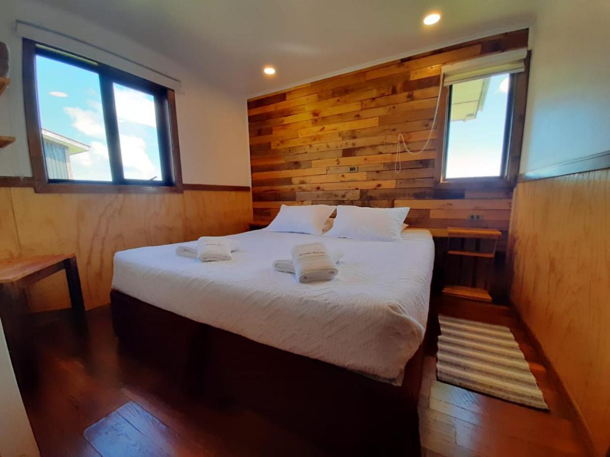 Cabanas Natales Rotundo 푸에르토나탈레스 외부 사진